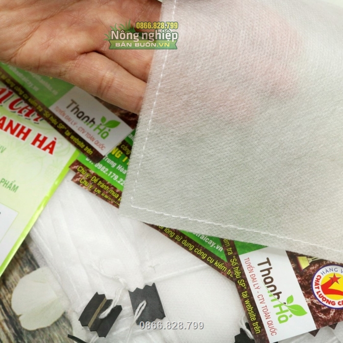 Xung quanh mép túi được may chỉ cẩn thận, đảm bảo thoát nước nhanh Xung quanh mép túi được may chỉ cẩn thận, đảm bảo thoát nước nhanh