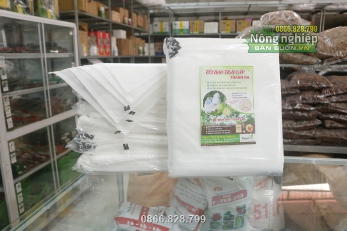 Tem nhãn được dán trên mỗi bao bì có đầy đủ thông tin về sản phẩm Tem nhãn được dán trên mỗi bao bì có đầy đủ thông tin về sản phẩm