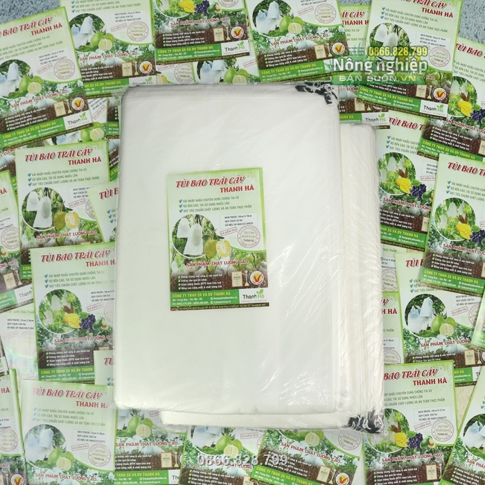 Mỗi bịch sản phẩm gồm 100 túi được đóng cẩn thận trước khi gửi hàng Mỗi bịch sản phẩm gồm 100 túi được đóng cẩn thận trước khi gửi hàng