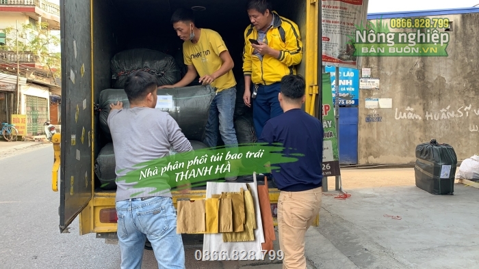 Giao hàng tận nơi nhanh chóng, ship COD toàn quốc Giao hàng tận nơi nhanh chóng, ship COD toàn quốc