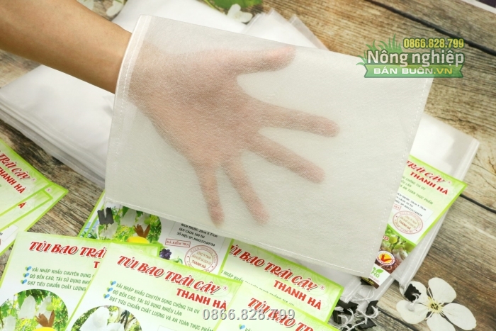 Độ thông thoáng của túi tốt, không gây bí nóng hay hấp hơi khi bao bọc Độ thông thoáng của túi tốt, không gây bí nóng hay hấp hơi khi bao bọc